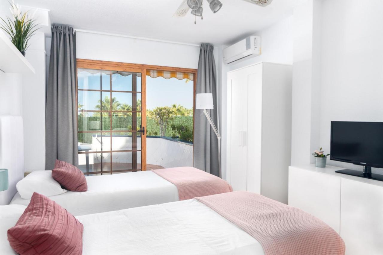 Club Olympus In Garden Appartement