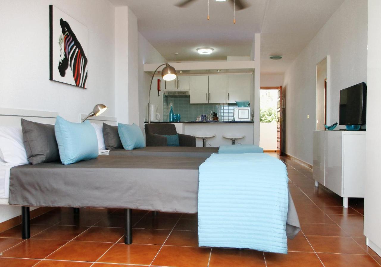 Club Olympus In Garden Appartement *